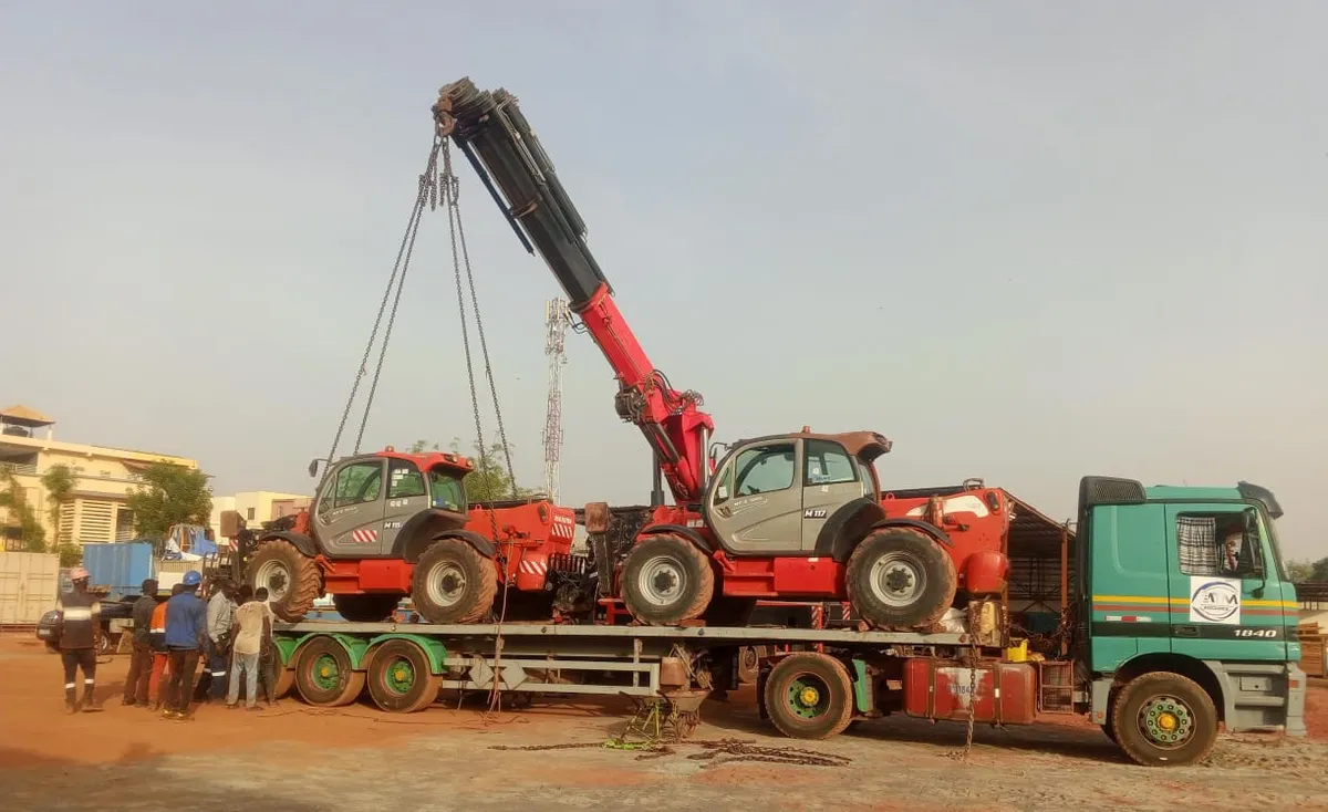 Telescopic Forklift 2